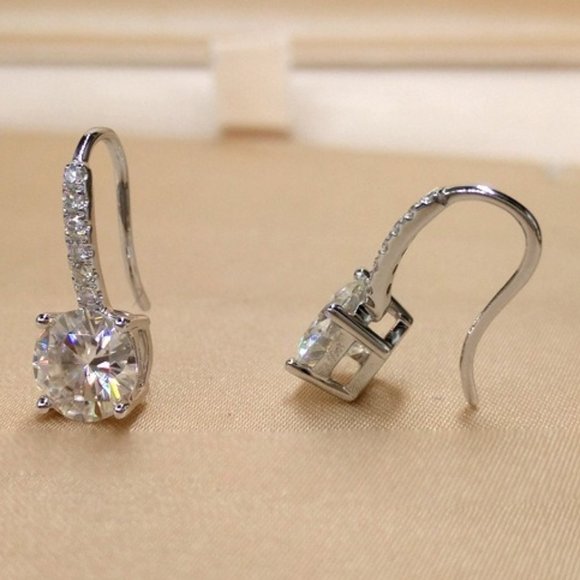 Sale!925 sterling silver CZ Stud Earrings - Picture 3 of 5